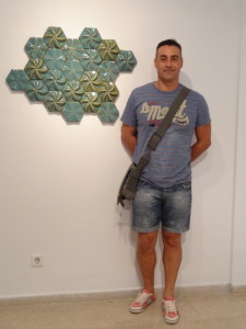 Antonio Gavilan y su mural modular